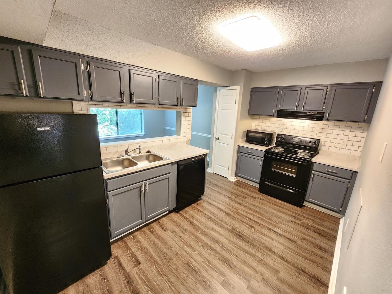 233 Seasons Pkwy #1 - Photo 6 of 18