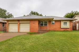 featured image of 2108 Henderson Dr #1