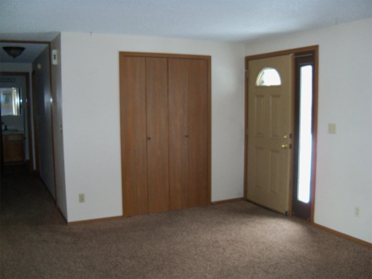1367 Hardrock Ln #1367 - Photo 3 of 6