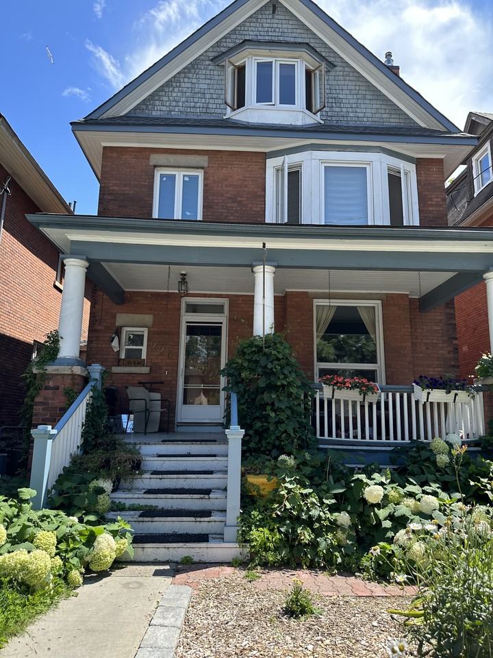226 First Avenue - Photo 10