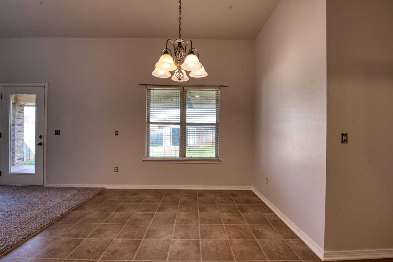 11908 Nw 136th Ter #1 - Photo 7 of 25