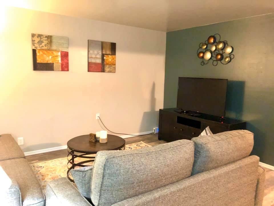 216 Liberty St #B - Photo 3 of 17