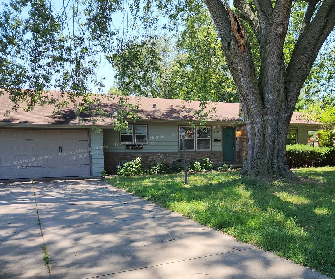 2112 S Prairie Ln #1 - Photo 2 of 11