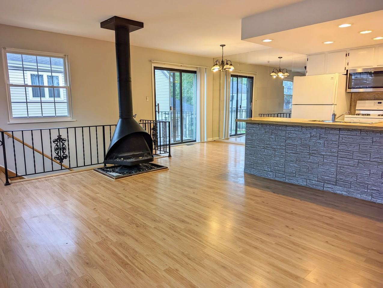 2133 N Ginger Creek Dr #1 - Photo 4 of 13