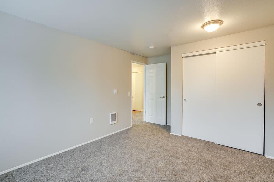 700 Se 5th Ave - Photo 7 of 44