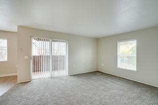700 Se 5th Ave - Photo 1 of 1