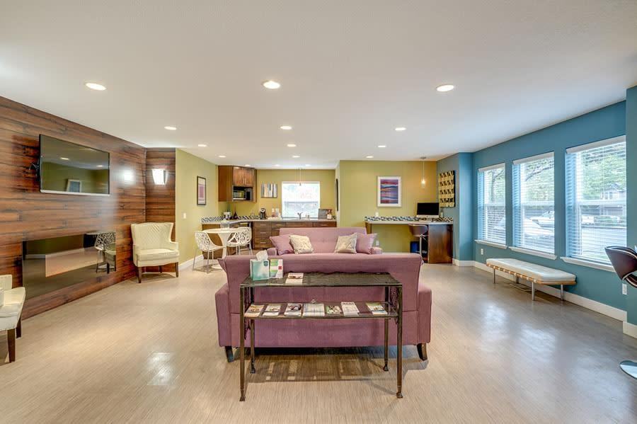 700 Se 5th Ave - Photo 2 of 44