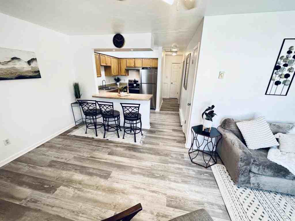 2715 Omohundro Ave - Photo 6 of 36