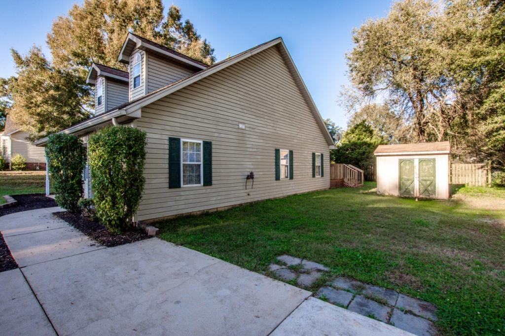 408 Lytton St - Photo 6 of 45