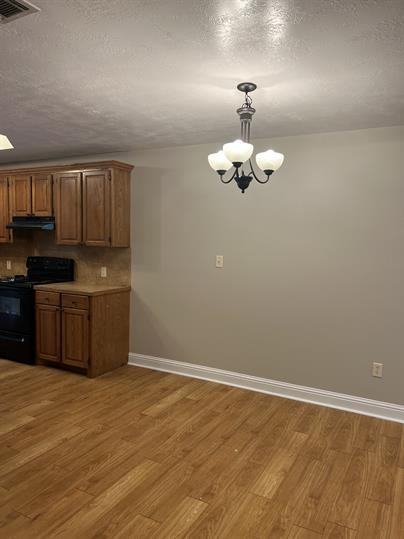 1051 Verna Ln - Photo 2 of 10