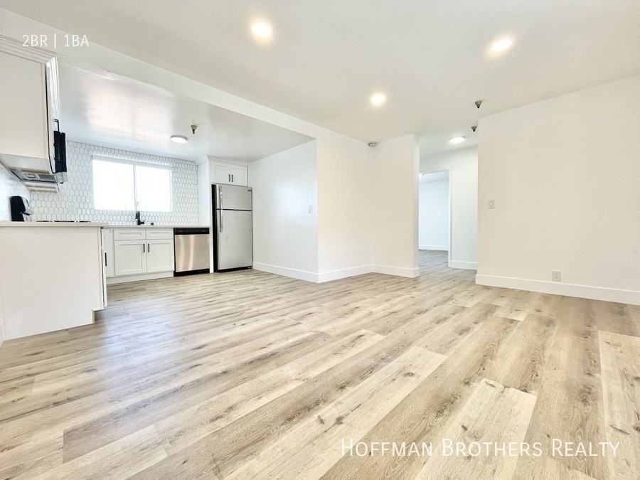 11432 Cedar Ave #12 - Photo 2 of 9