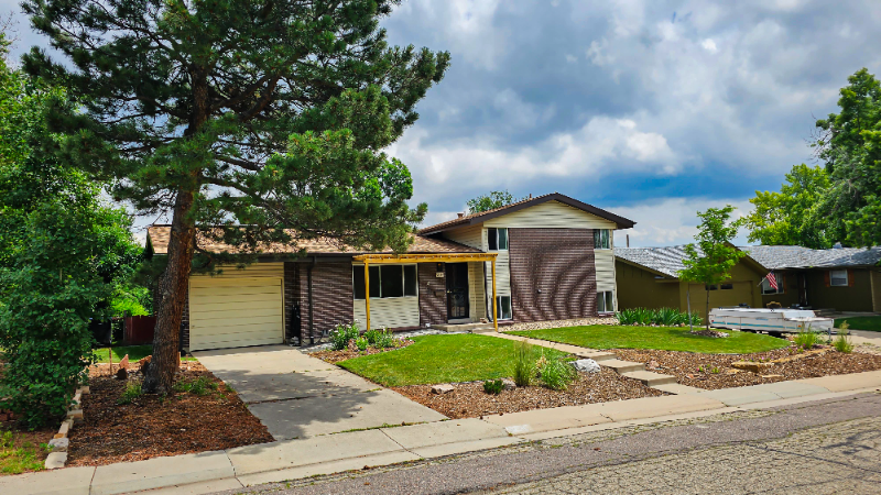 5840 Taft Ct - Photo 2 of 41