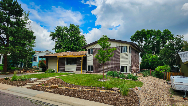 5840 Taft Ct - Photo 3 of 41