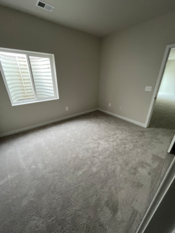 18105 Telford Dr - Photo 2 of 7