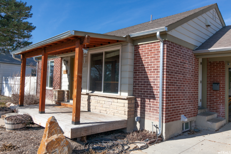 1114 W Briarcliff Ave - Photo 3 of 29