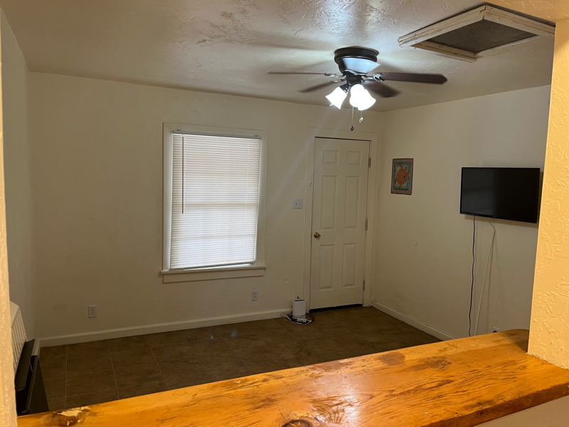 506 S Pershing St #2 - Photo 3 of 4