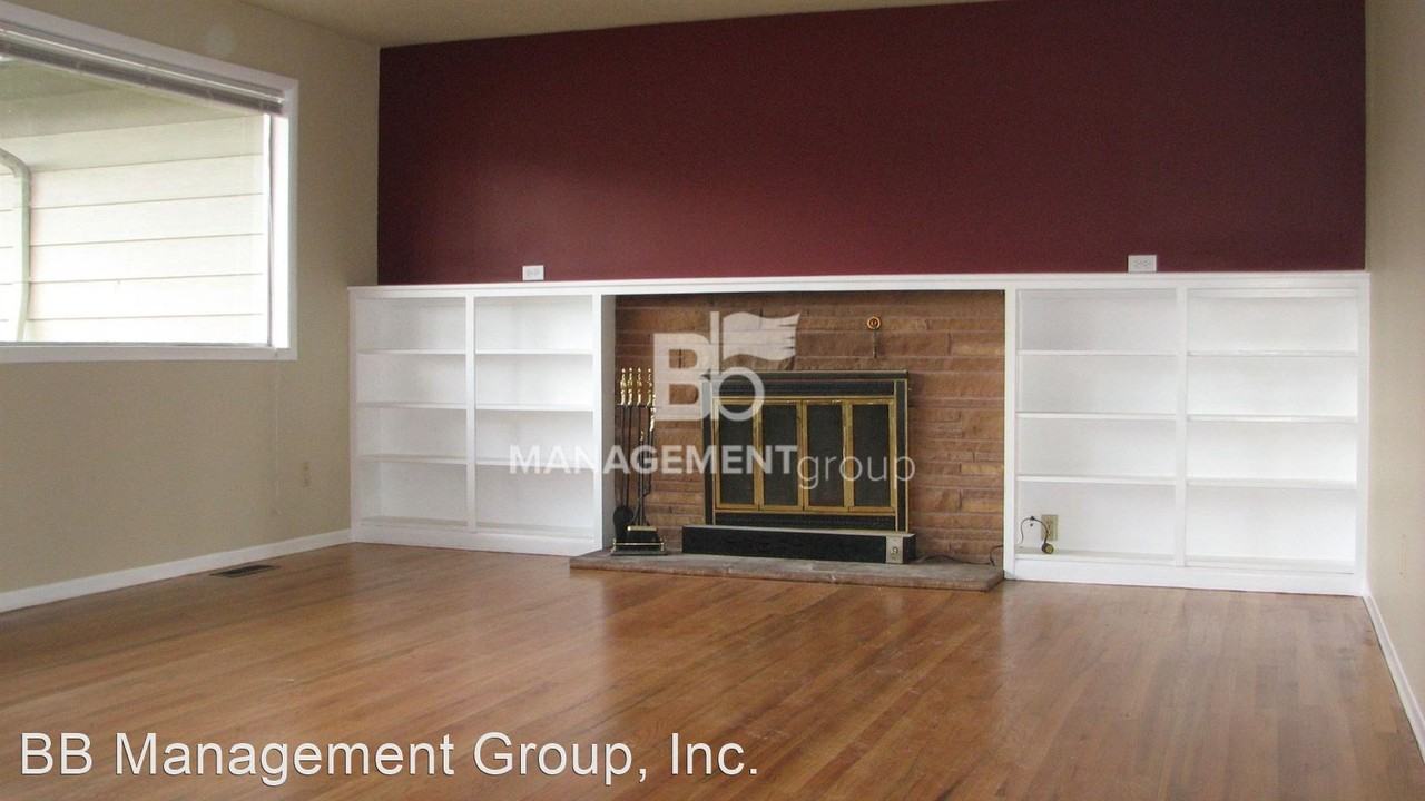 7340 Sw Hermoso Way - Photo 2 of 17