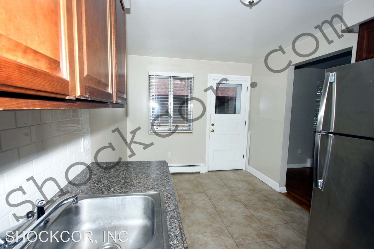 3605 N. Pierce Street - Photo 3 of 8