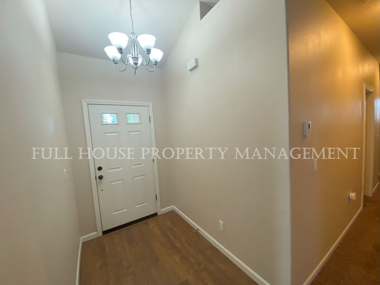 1109 Alderdale Dr - Photo 2 of 24