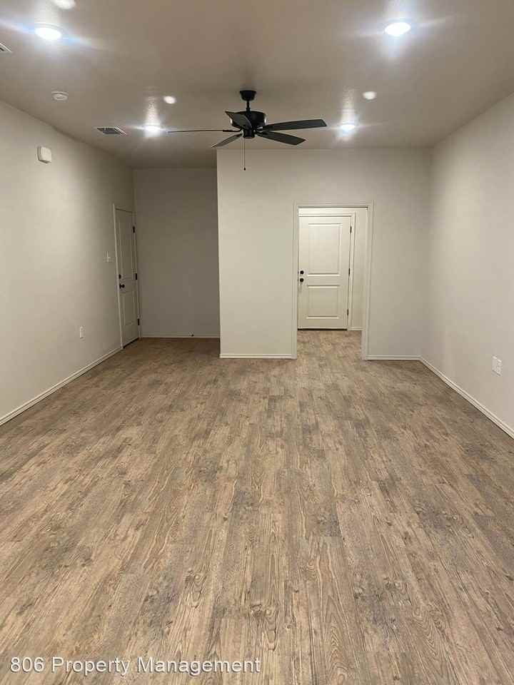 5509 Lehigh St - Photo 2 of 12