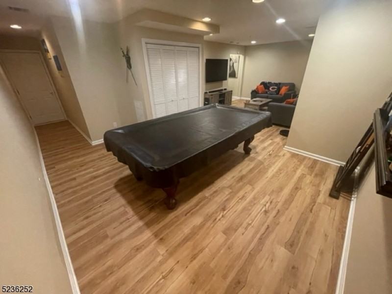 107 Mountainside Dr - Photo 3 of 15