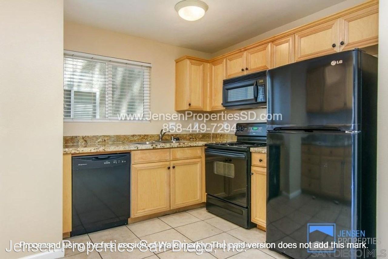 2528 White Oak Pl #3 - Photo 3 of 7