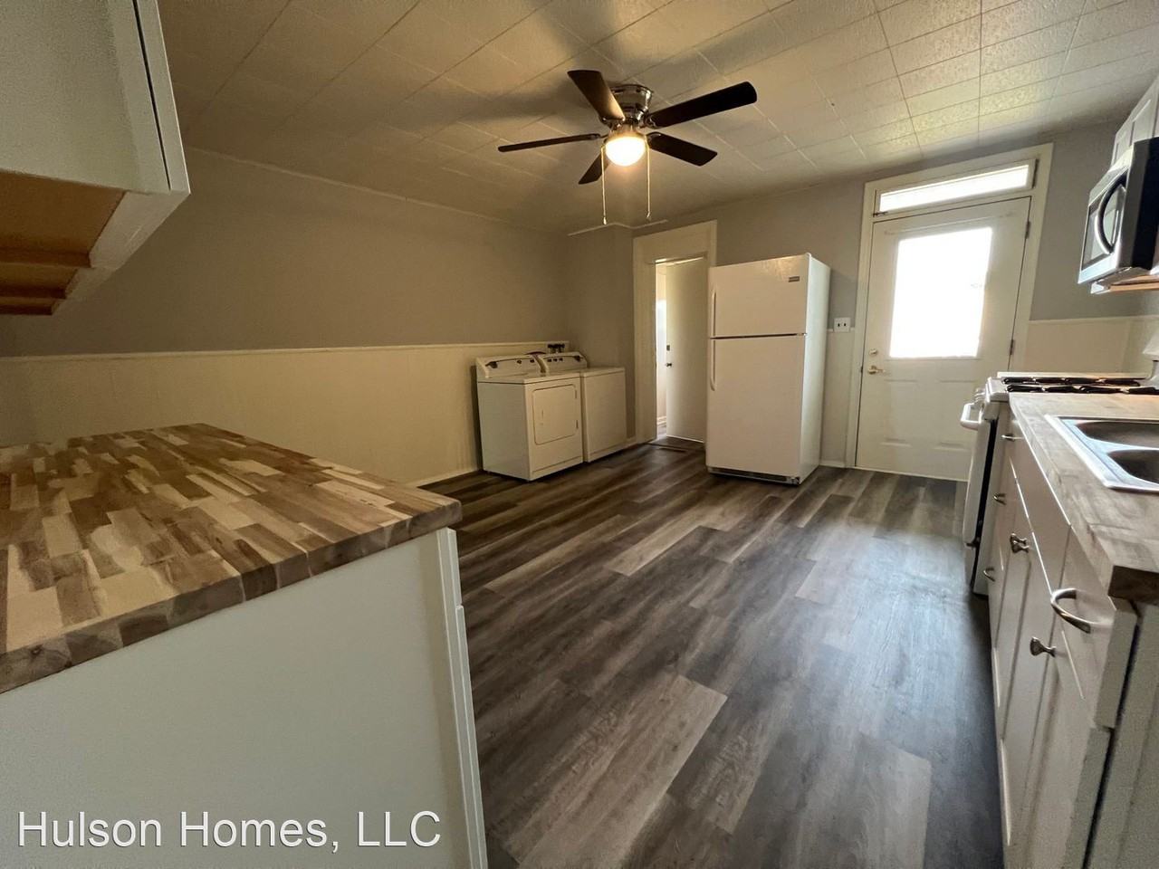 304 Maple St - Photo 2 of 8