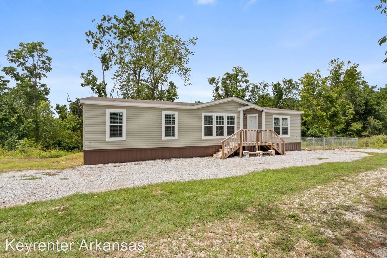 23064 Highway 303 - Photo 2 of 27