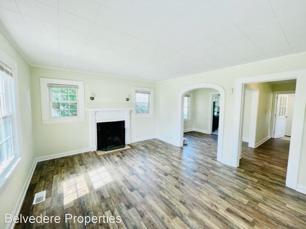 810 Elwell Ave - Photo 2 of 19