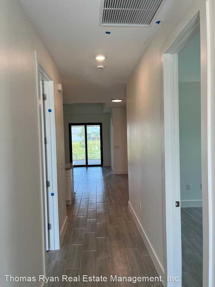 156 Madrid Blvd. - Photo 3 of 25