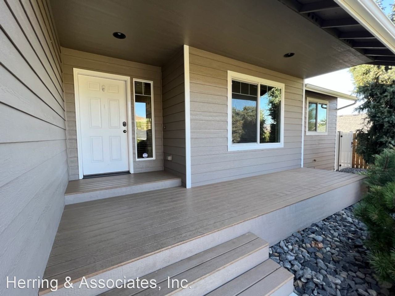 2124 Citation Loop - Photo 2 of 19