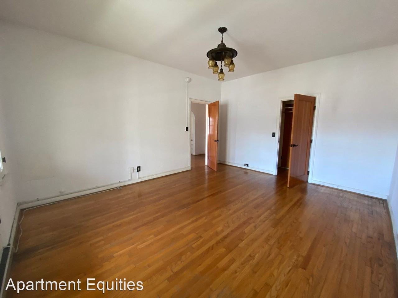 465 North Spaulding Avenue - Photo 2 of 45