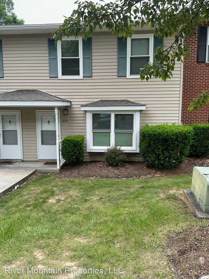 207 Janie Lane Apartments 207 Janie Ln, Blacksburg, VA 24060 Zumper