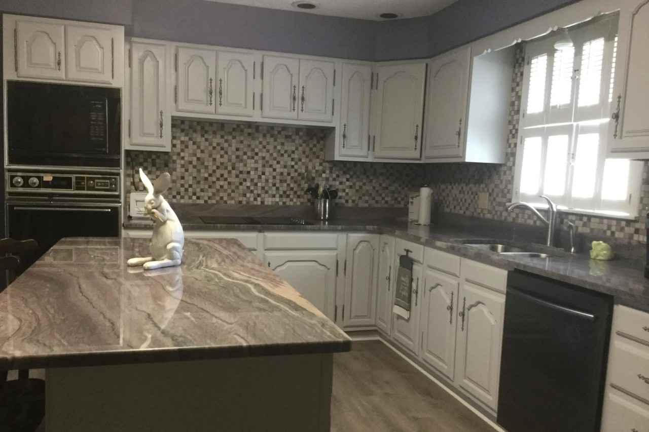 22180 Latham Dr - Photo 3 of 10