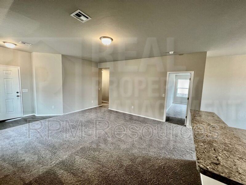 10429 Nw 19th St - Photo 5 of 21