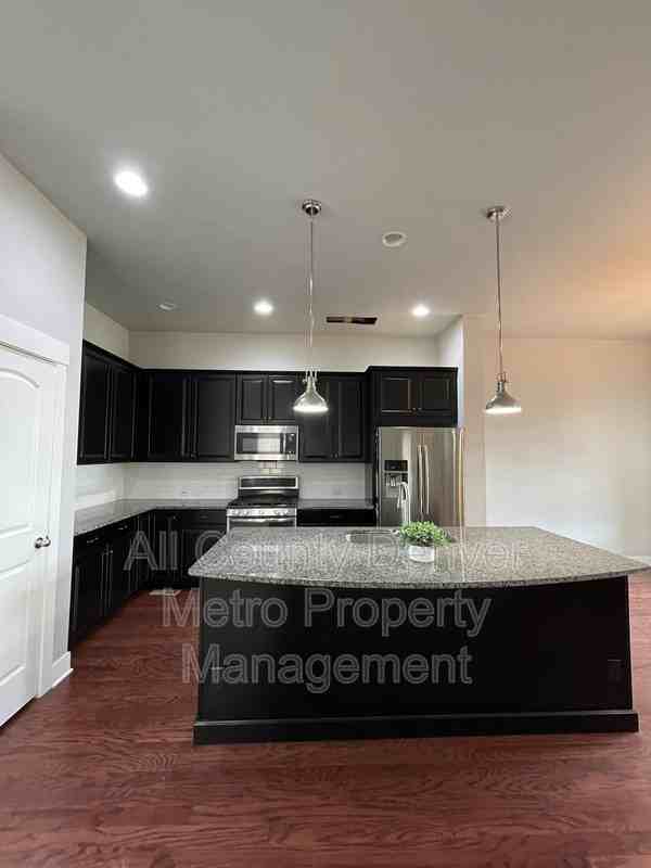 5981 N Boston St - Photo 3 of 22