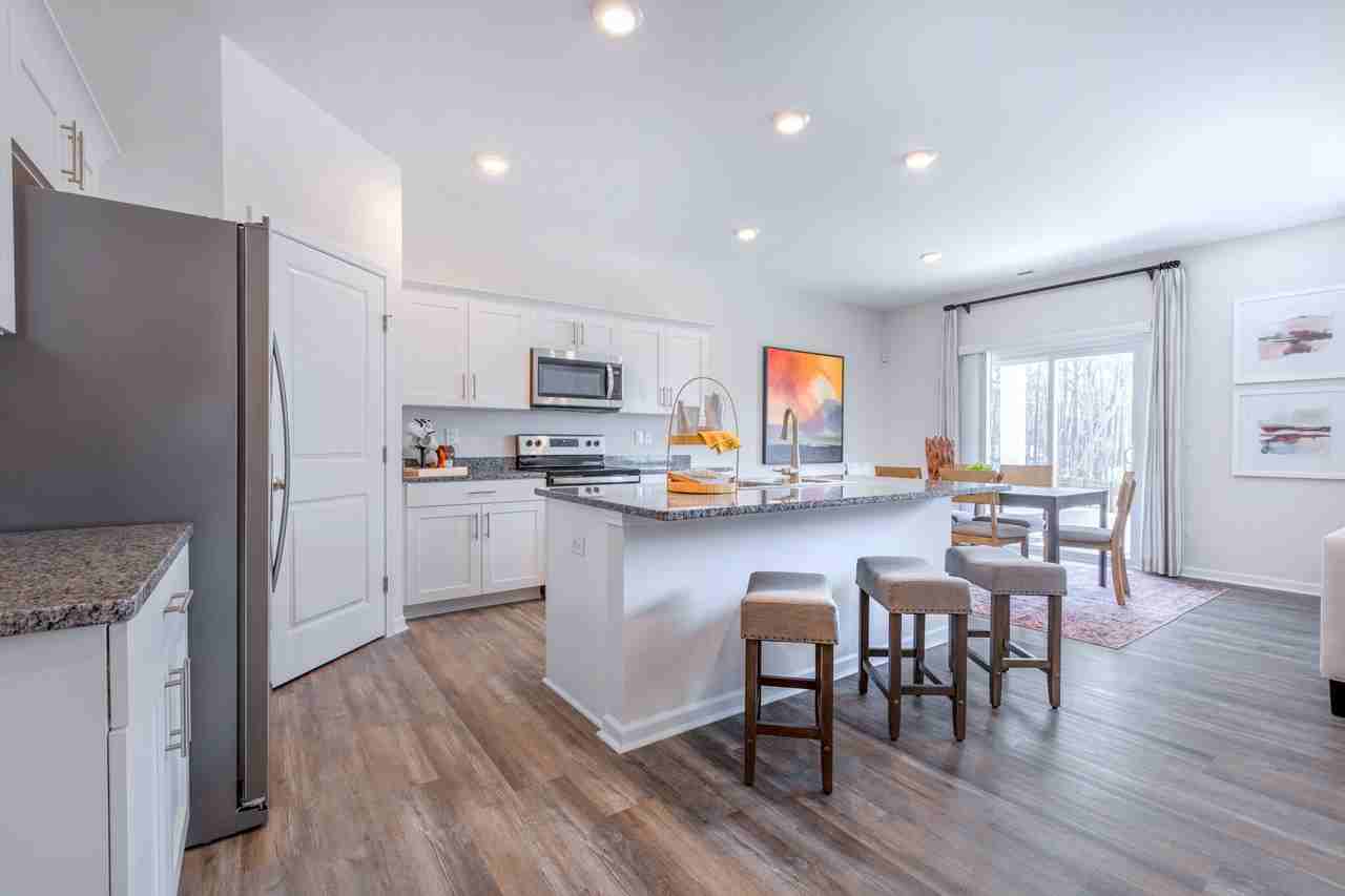 1105 Falsetto Ln - Photo 2 of 11
