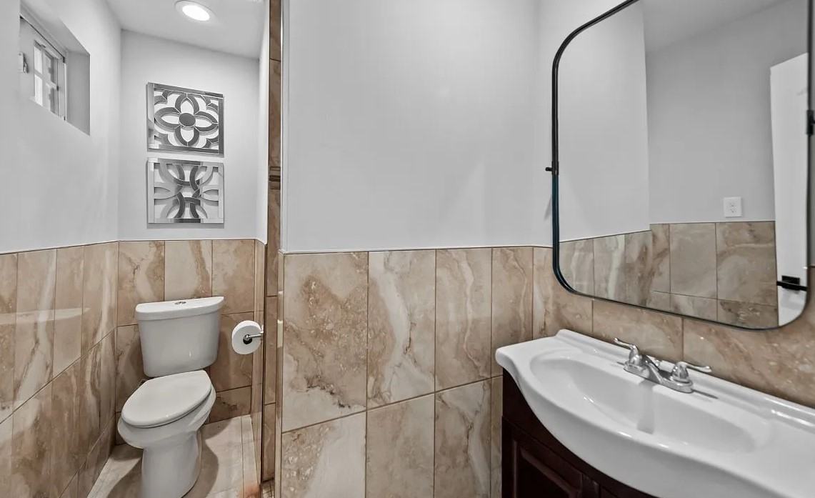 4912 Odessa Ave #NA - Photo 3 of 4