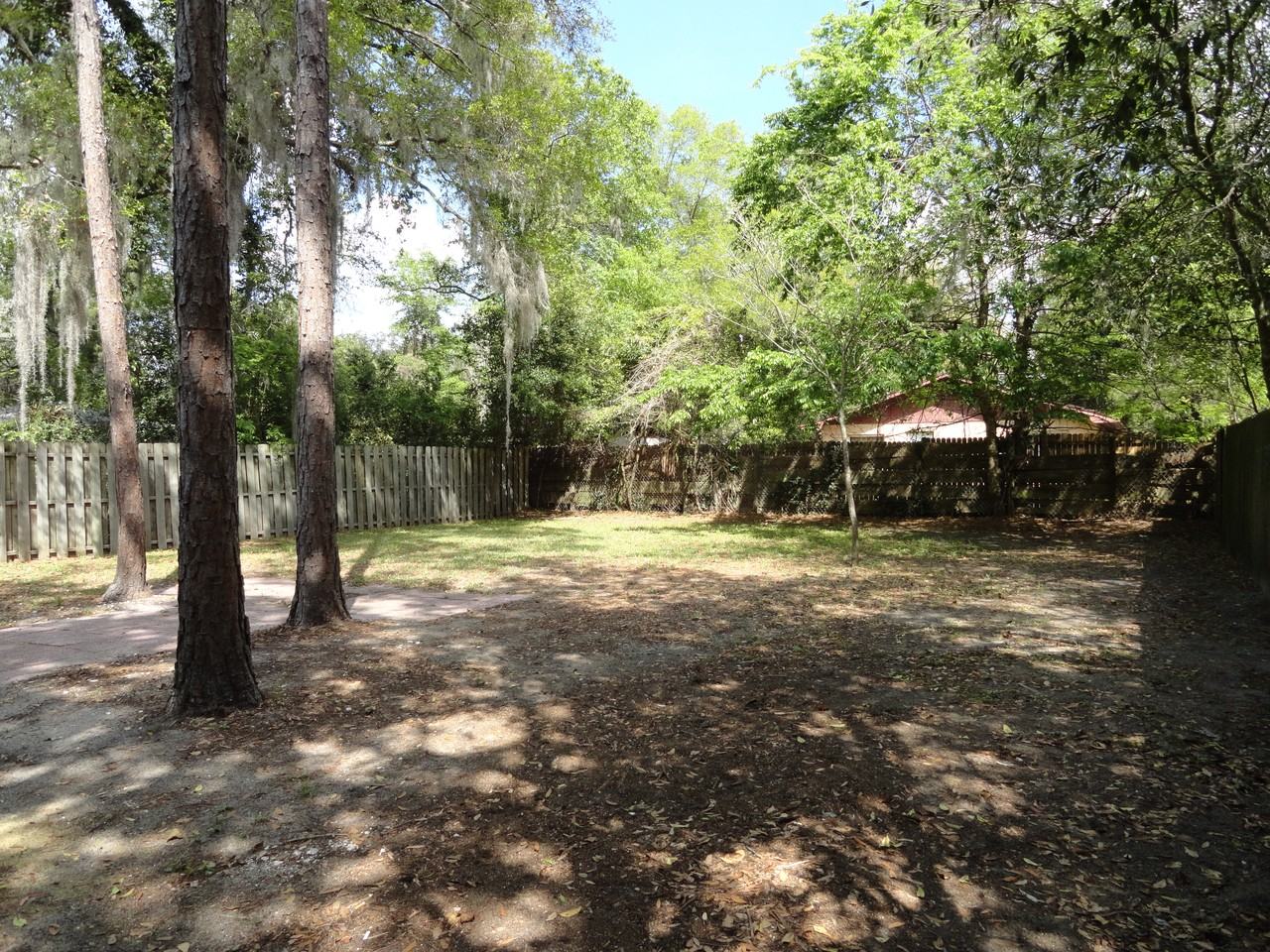 3219 Nw 12th St - Photo 2 of 2