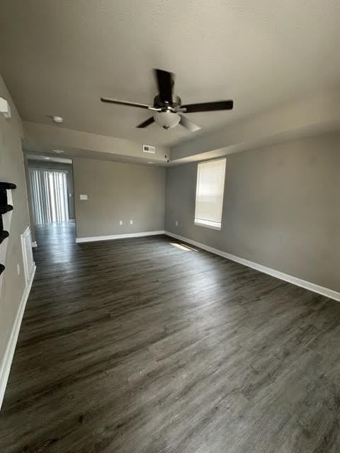 101 Sw Lily St - Photo 2 of 14