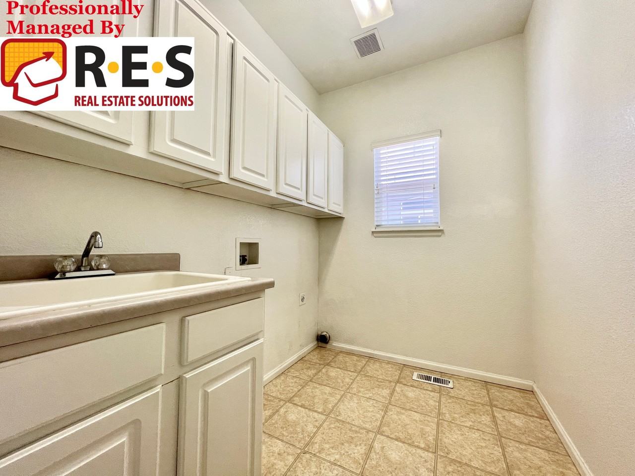 3700 Rawhide Cir - Photo 6 of 16