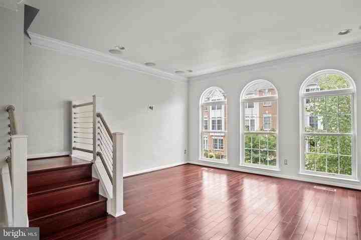 25123 Neptune Ter - Photo 3 of 27