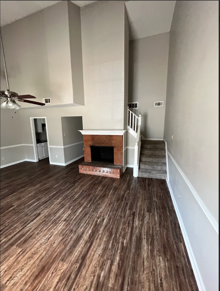 6274 Kirby Downs Dr - Photo 2 of 12