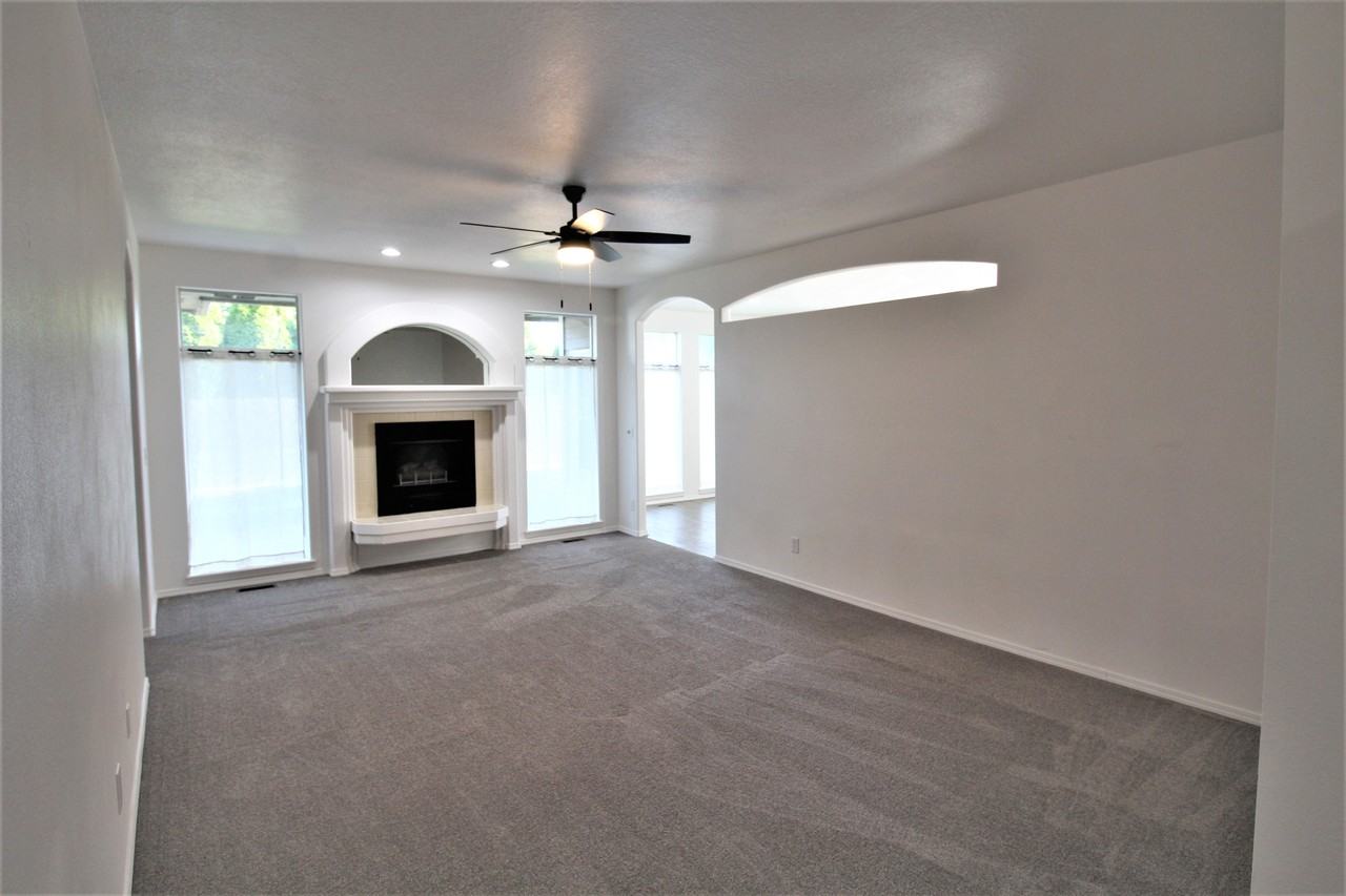 10104 W Lupine St - Photo 2 of 18