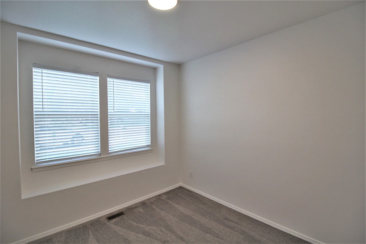 10104 W Lupine St - Photo 3 of 18