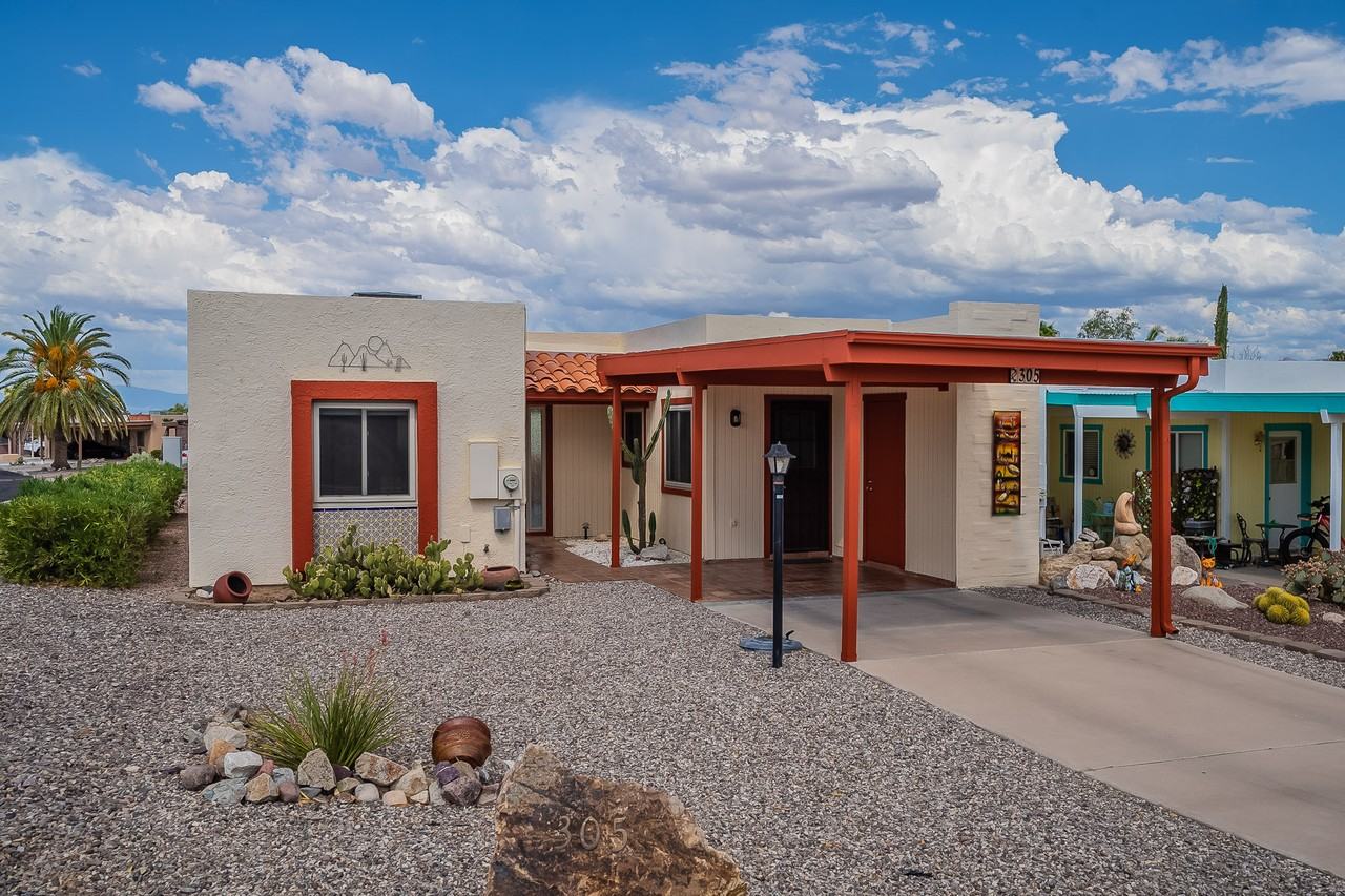 305 N Calle Del Chancero - Photo 3 of 44