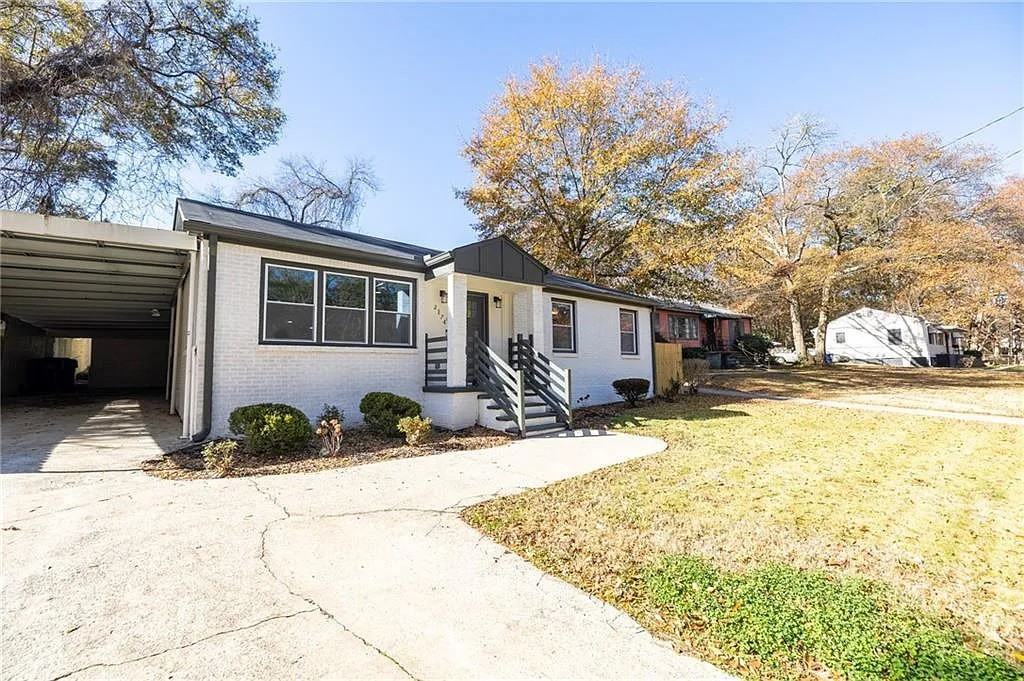 2174 Penelope St Nw - Photo 2 of 24