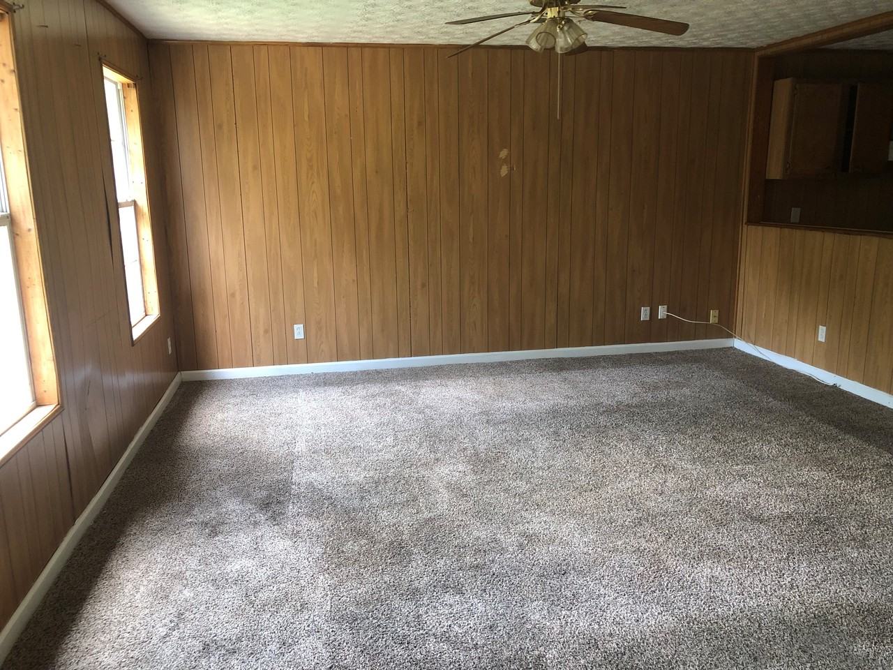 535 N 9Th St - Photo 2 of 8