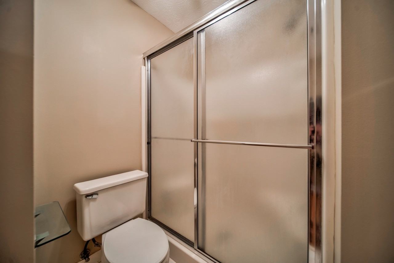 215 Arbor Way - Photo 3 of 49