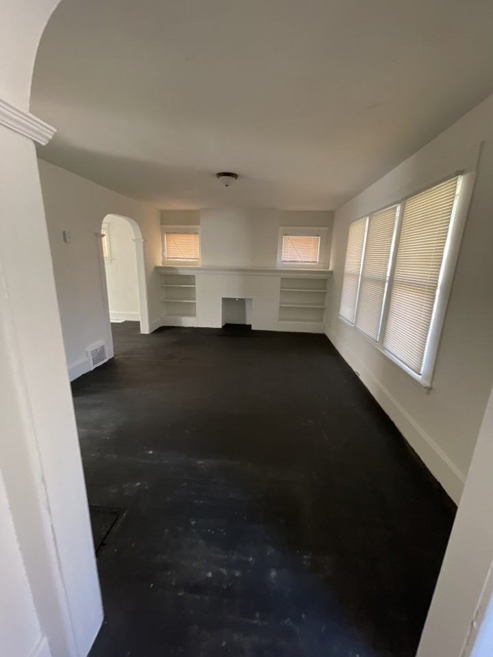 137 Geneva St - Photo 2 of 7